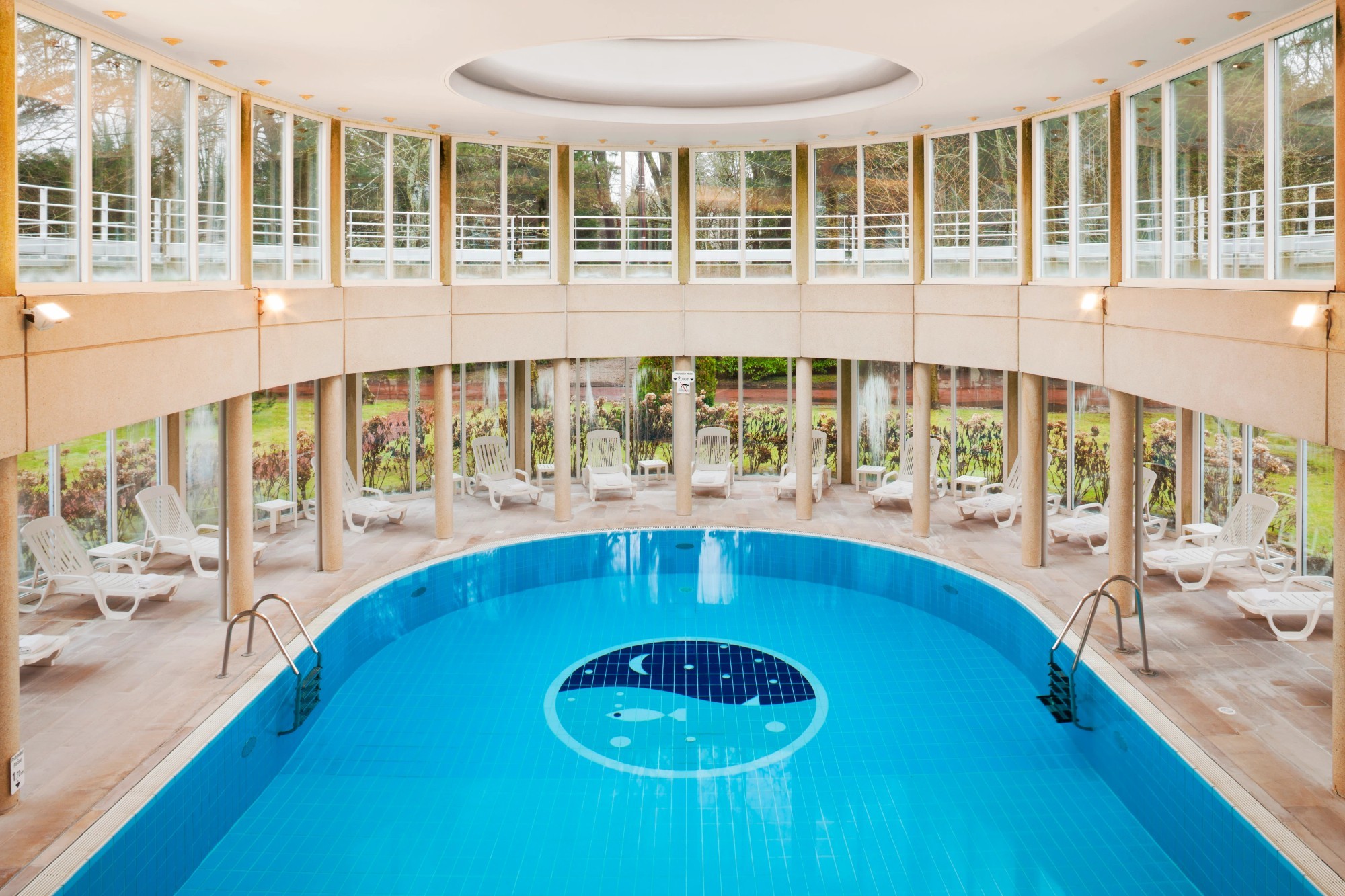 HIR TouquetParisPlage  Hotel Le Touquet piscine  Piscine BienEtre